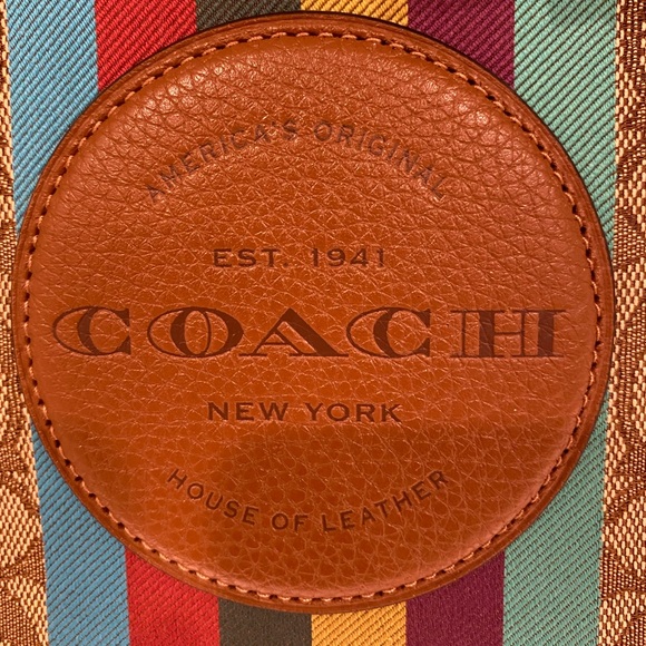 ✅SOLD✅NEW AUTHENTIC COACH SIG LG STRP DMPSY 22 CROSSBODY SLING BAG - Picture 4 of 6